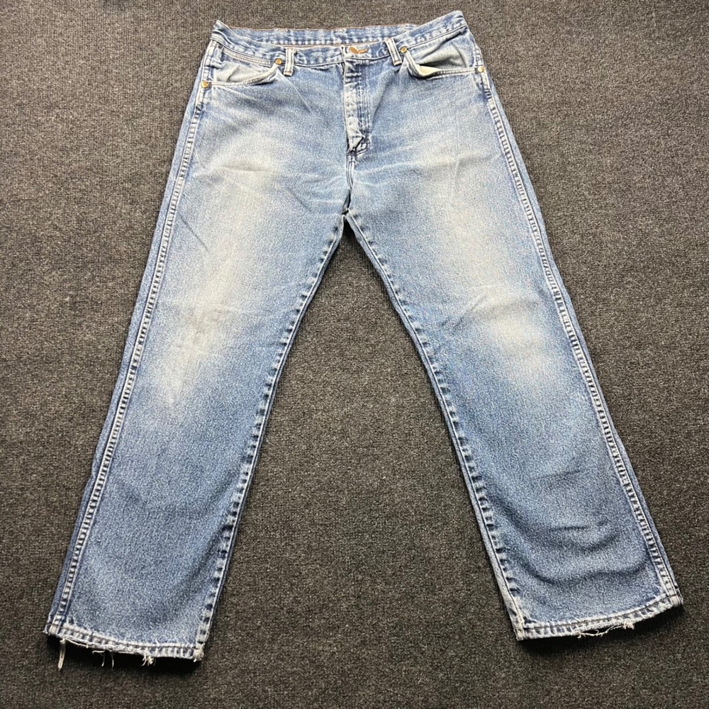 Vintage Wrangler 13MWZ Cowboy Cut Jeans Mens 34x30 Light Blue Denim Made in USA